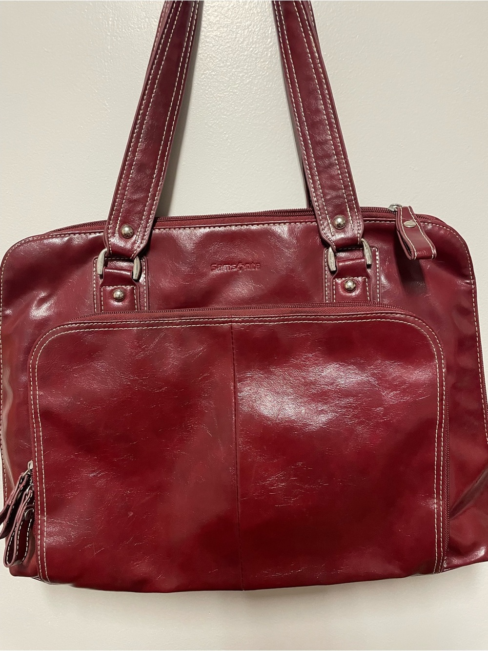 Burgundy Samsonite leather tote bag with floral lining #tote #floral